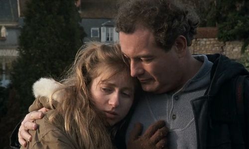 Michel Voletti and Charlotte Véry in A Tale of Winter (1992)