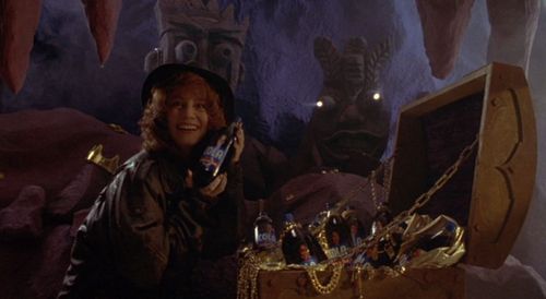 Deborah Hobart in Gordy (1994)