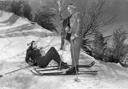 James Corner and Helen Parrish in Winter Carnival (1939)
