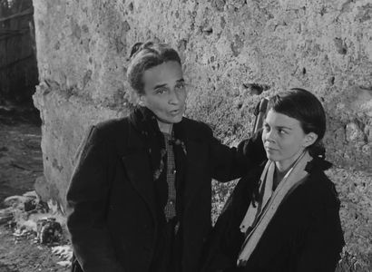 Sue Ellen Blake in The Swindle (1955)