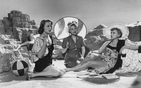 Maria Holst, Luise Ullrich, and Grethe Weiser in Die Reise nach Marrakesch (1949)