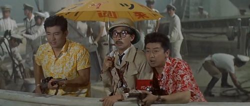 Ichirô Arishima, Yû Fujiki, and Tadao Takashima in King Kong vs. Godzilla (1963)