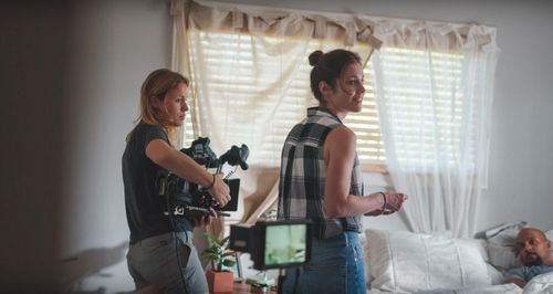 Directing 'Commune'