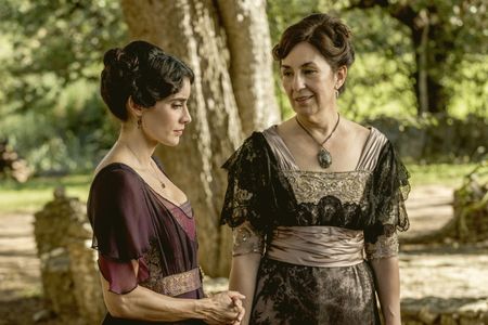 Leticia Magaña and Paola Núñez in The Son (2017)