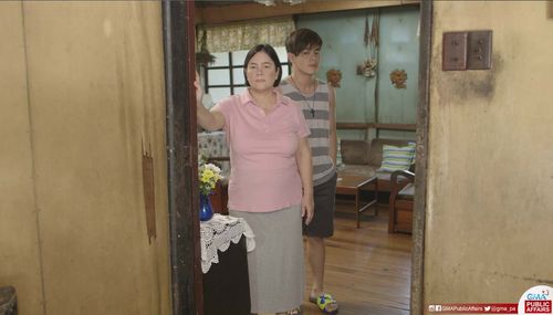 Jaclyn Jose and Julian Trono in Karelasyon (2015)