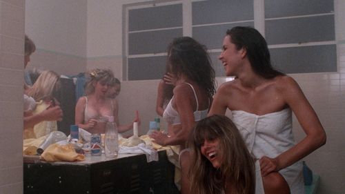 Laura Albert, Lee Benton, Paula Manga, Rhyve Sawyer, and Lisa Zambrano in Blood Games (1990)