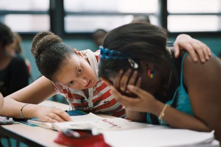 Esmeralda Ouertani and Rachel Regulier in The Class (2008)