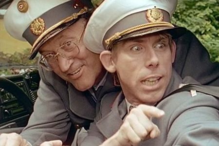 Alexander Gittinger and Kurt Weinzierl in Ein Schloß am Wörthersee (1990)