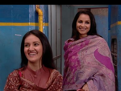 Arunima Sharma and Gurdeep Kohli in Kasamh Se: Episode #1.571 (2008)