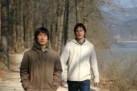 Ji-Hwan Kang in Host & Guest (2005)