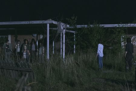 Norman Reedus, Nicole Barré, Lauren Cohan, Sydney Park, Briana Venskus, Mimi Kirkland, and Elizabeth Faith Ludlow in The