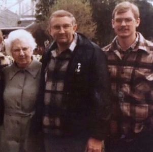 Jeffrey Dahmer, Catherine Dahmer, and Lionel Dahmer