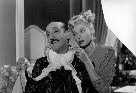 Enrique Serrano and Tilda Thamar in Novio, marido y amante (1948)
