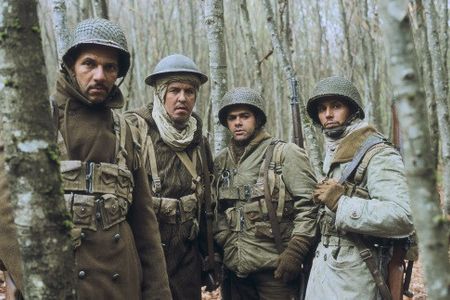 Sami Bouajila, Jamel Debbouze, Samy Naceri, and Roschdy Zem in Days of Glory (2006)