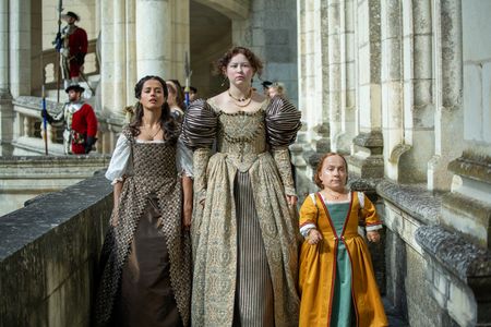 Kiruna Stamell, Amrita Acharia, and Liv Hill in The Serpent Queen (2022)