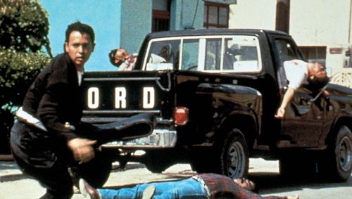 Carlos Gallardo and Jaime de Hoyos in El Mariachi (1992)