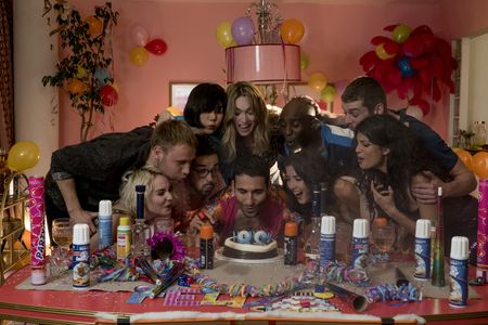 Bae Doona, Max Riemelt, Alfonso Herrera, Brian J. Smith, Miguel Ángel Silvestre, Eréndira Ibarra, Tuppence Middleton, Ti