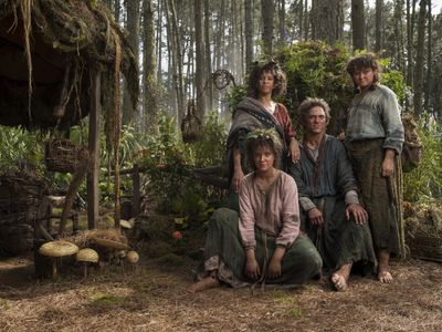 Dylan Smith, Megan Richards, Sara Zwangobani, and Markella Kavenagh in The Lord of the Rings: The Rings of Power (2022)
