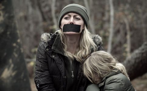 Amy Rutberg in Refuge (2013)