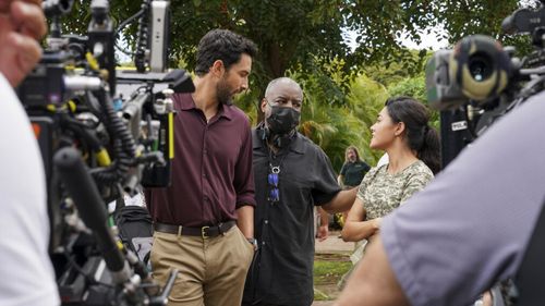 LeVar Burton, Yasmine Al-Bustami and Noah Mills in NCIS: Hawai'i (2022)