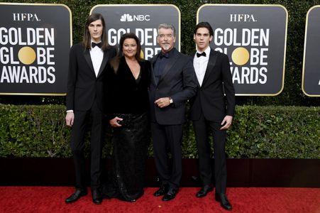 Pierce Brosnan, Keely Shaye Brosnan, Paris Brosnan, and Dylan Brosnan at an event for 2020 Golden Globe Awards (2020)