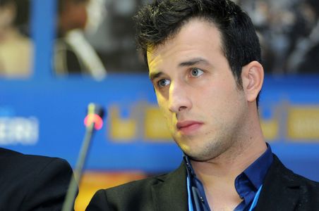Fatih Artman at an event for Behzat Ç.: Seni Kalbime Gömdüm (2011)