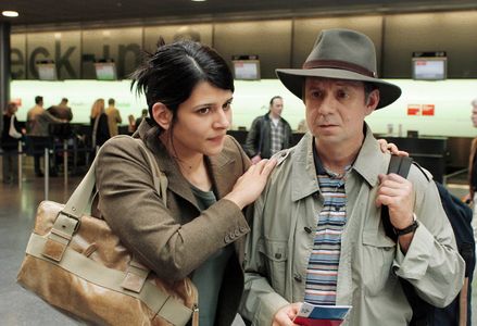 Joachim Król and Lale Yavas in Tod eines Keilers (2006)