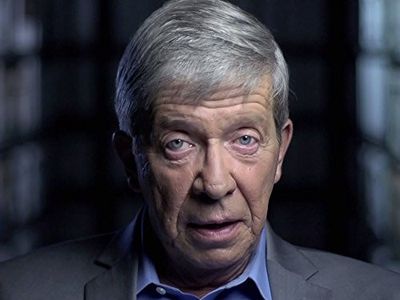 Joe Kenda in Homicide Hunter (2011)