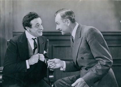Luis Alberni and Hooper Atchley in The Sphinx (1933)