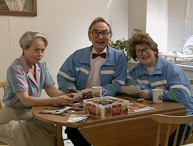 Jean Challis, Annette Crosbie, and Gordon Peters in One Foot in the Grave (1990)