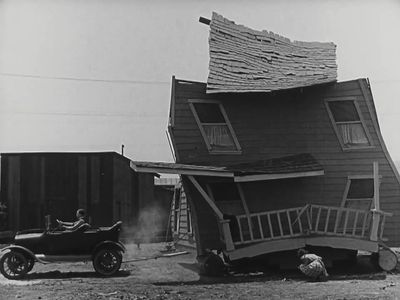 Buster Keaton and Sybil Seely in One Week (1920)