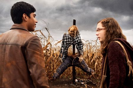 Zoe Margaret Colletti and Michael Garza in Scary Stories to Tell in the Dark (2019)