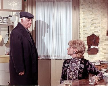 Annie Cordy and Jean Gabin in Le Chat (1971)