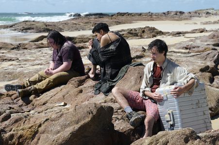 Tanner Ray Rook, Miles Gutierrez-Riley, and Nicholas Coombe in The Wilds: Day 30/1 (2022)