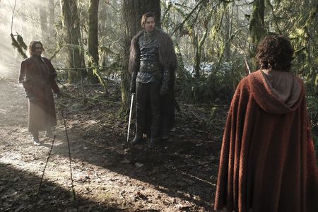 Robert Carlyle and Torstein Bjørklund in Once Upon a Time (2011)