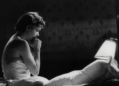 Eva Henning in Thirst (1949)