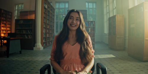 Neslihan Atagül in Oh Belinda (2023)