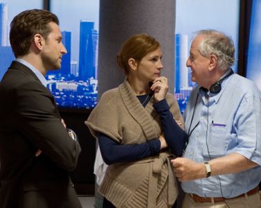 Julia Roberts, Garry Marshall, and Bradley Cooper in Valentine's Day (2010)