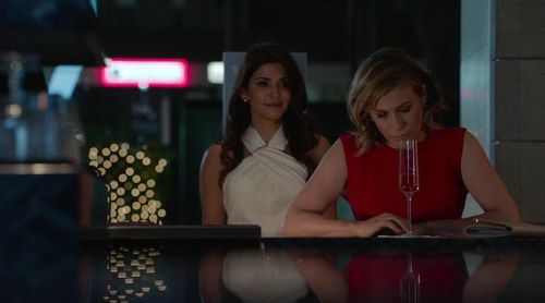 Sonya Walger and Shivaani Ghai in The Catch (2016)