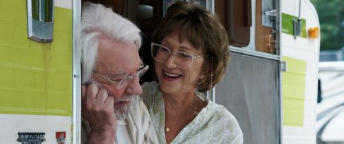 Helen Mirren and Donald Sutherland in The Leisure Seeker (2017)