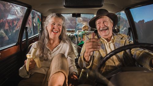 Ingela Olsson and Erkki Saarela in Pakoja & haaveita (2023)