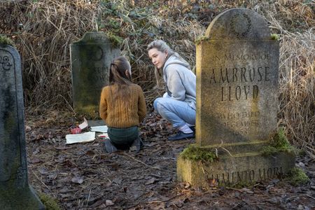 Victoria Pedretti and Amelie Bea Smith in The Haunting of Bly Manor (2020)