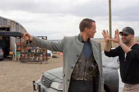 Paul Bettany and Scott Stewart in Legion (2010)