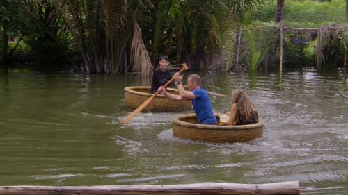 Christie Woods and Colin Guinn in The Amazing Race (2001)