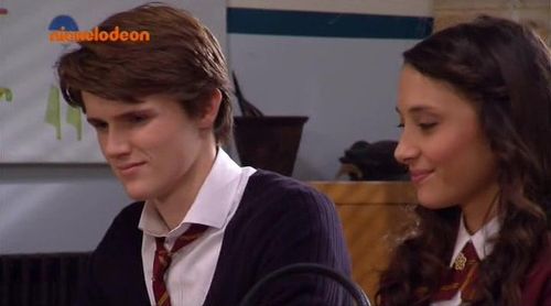 Eugene Simon and Klariza Clayton in House of Anubis (2011)