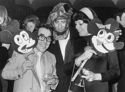 Ronnie Corbett, Victor Spinetti, and Anne Hart