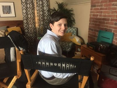 Dodge on the set of Frequency.