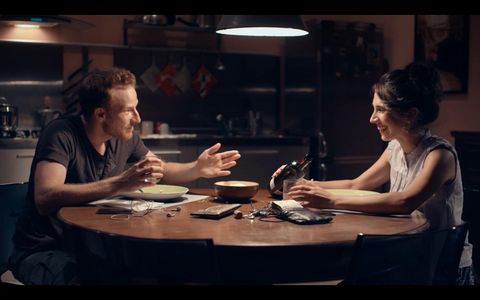 Still of Maximilian Dirr and Silvia D´Amico in Connessioni