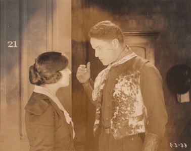 Helen Ferguson and William Russell in Shod with Fire (1920)