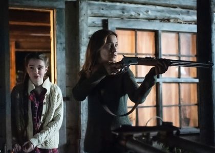 Still of Summer H. Howell and Camille Sullivan in Hunter Hunter